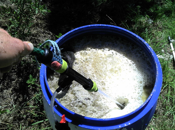 Boosting plant and ecosystem health with compost tea