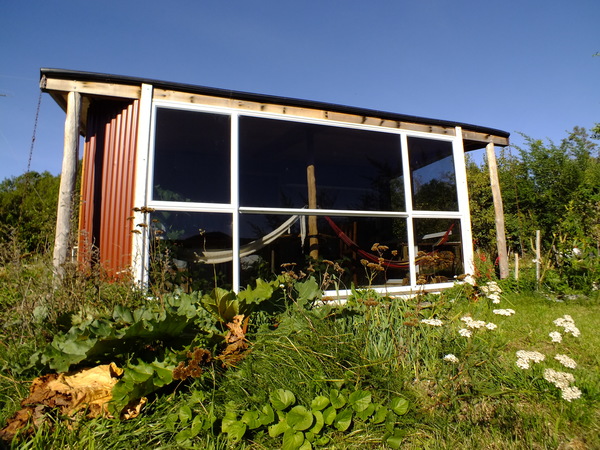 Shipping container tiny house - Standard shared